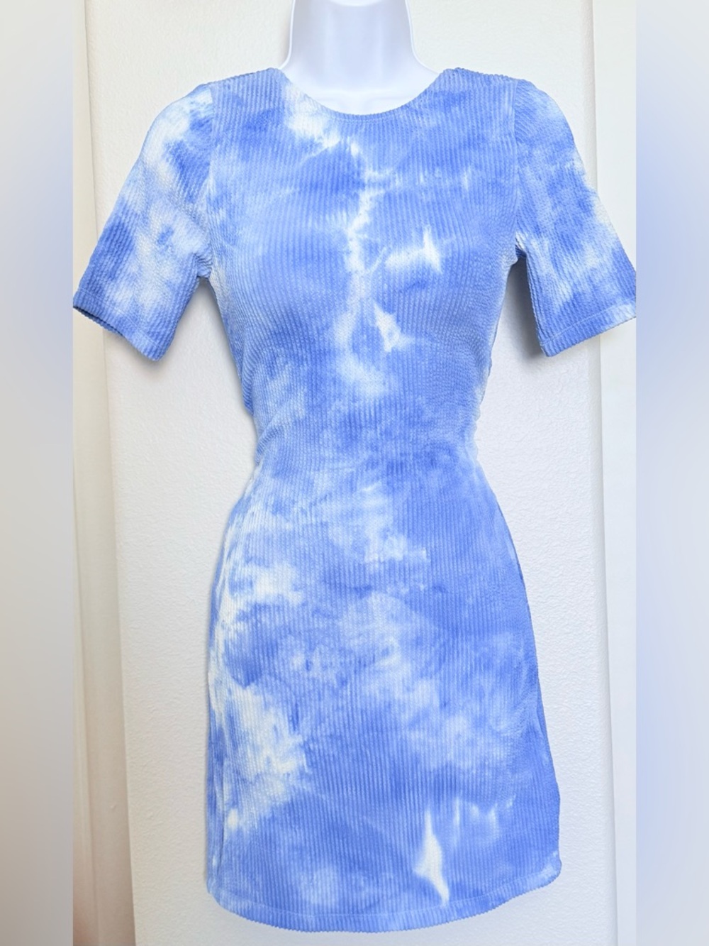 Noisy May Blue and White Tie-Dye Ribbed Midi Dress